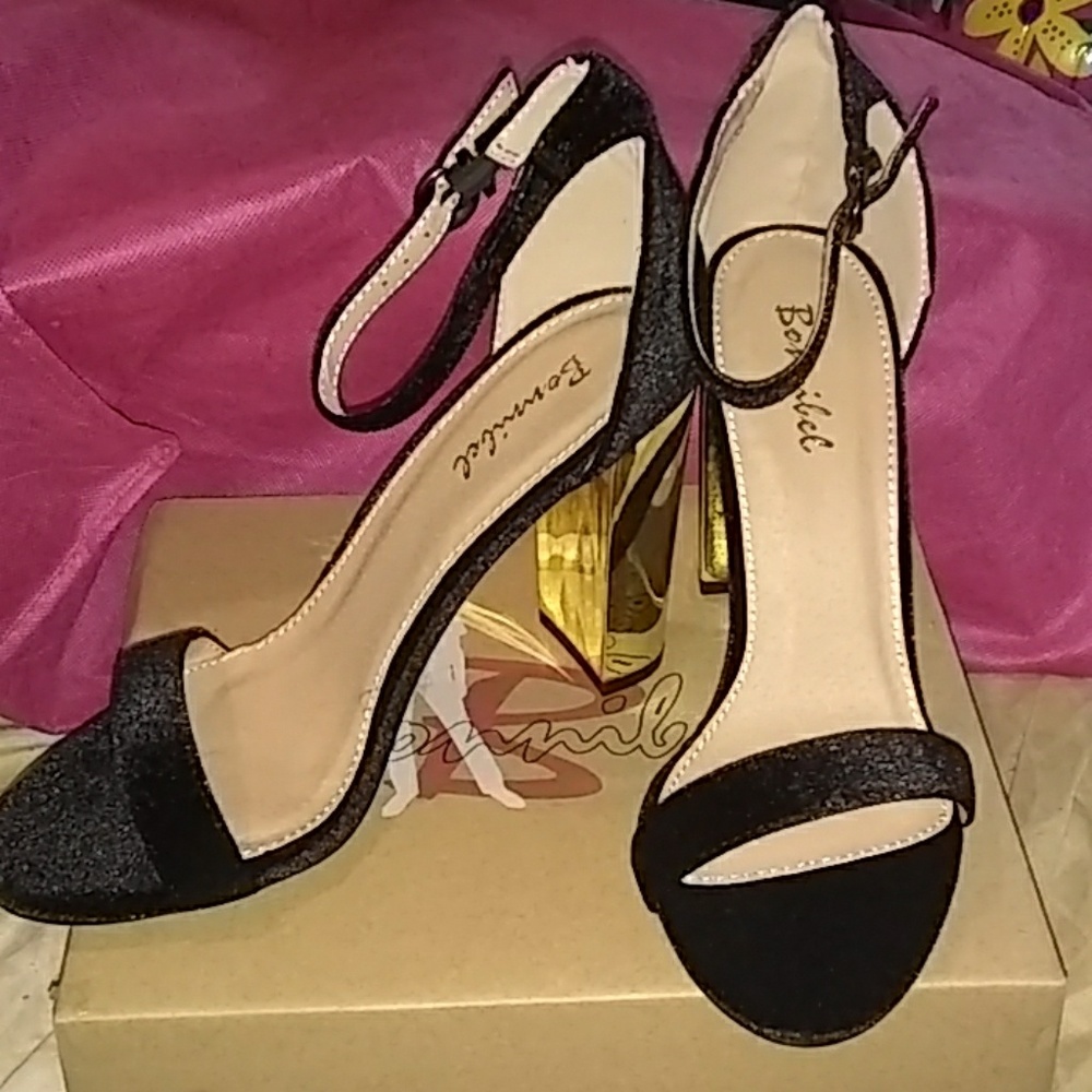 NWT/NWB Black Velvet Sandals